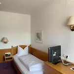 Hotell Hotel-restaurant Zum Loewen 3*